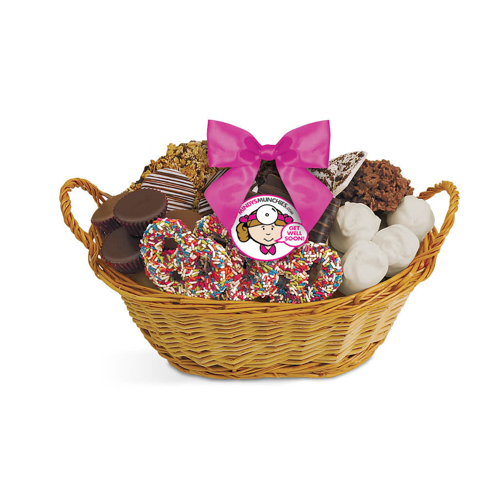 Amazon.com: Rurality Small Empty Gift Basket to Fill  Chocolate,Nuts,Coffee,Cookies for Women,Holiday,Mother's Day,Birthday Wicker  Present Hamper with Handle,Small : Home & Kitchen